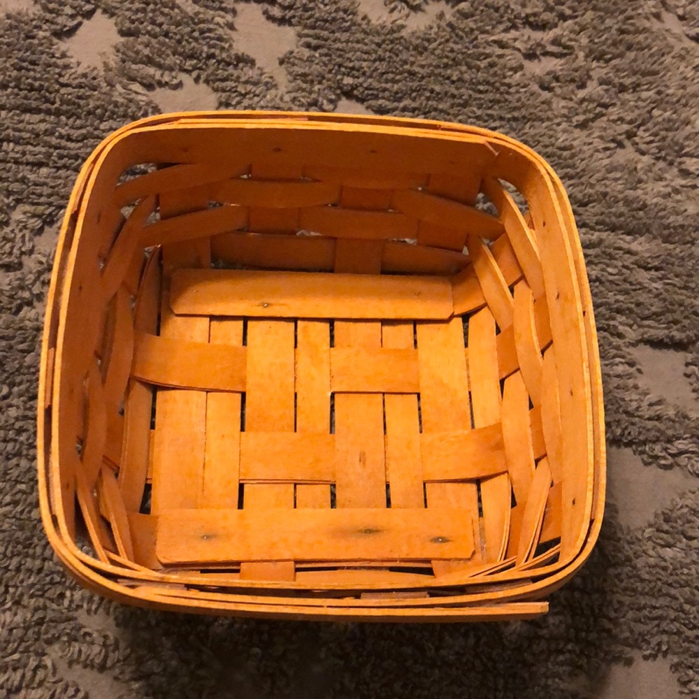Small longaberger basket
